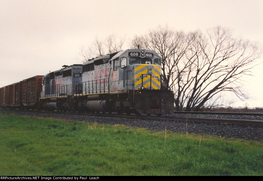 Eastbound manifest awaits departure